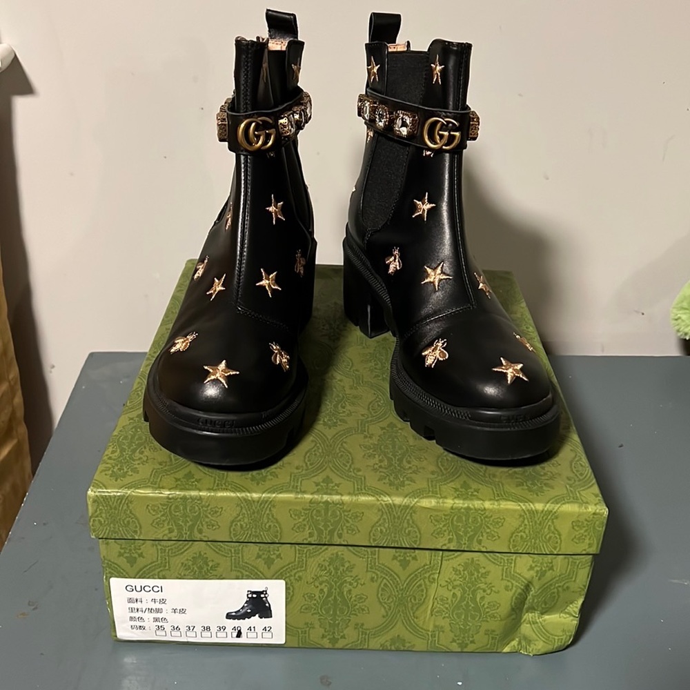 New Gucci boots size 40